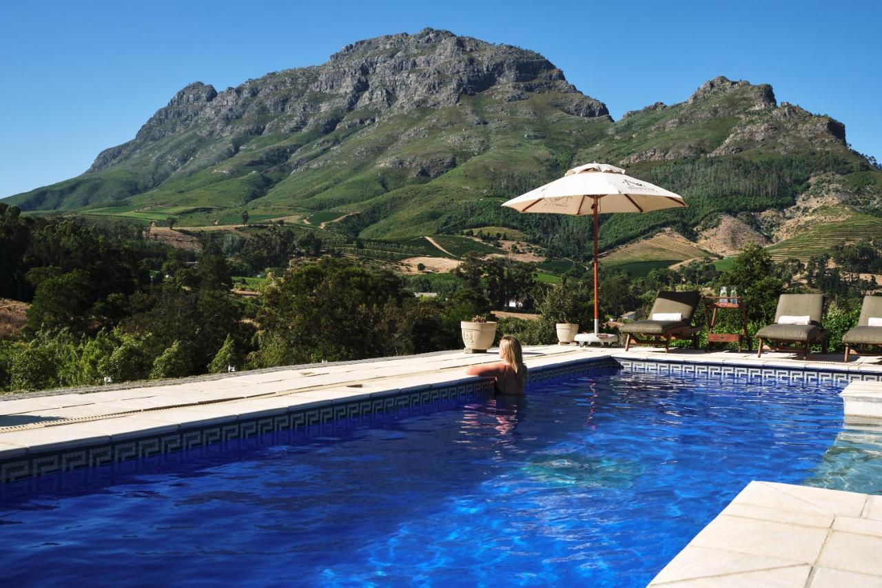 Alluvia Boutique Winery & Luxury Accommodation Stellenbosch Eksteriør bilde View of the Sierra de Aracena