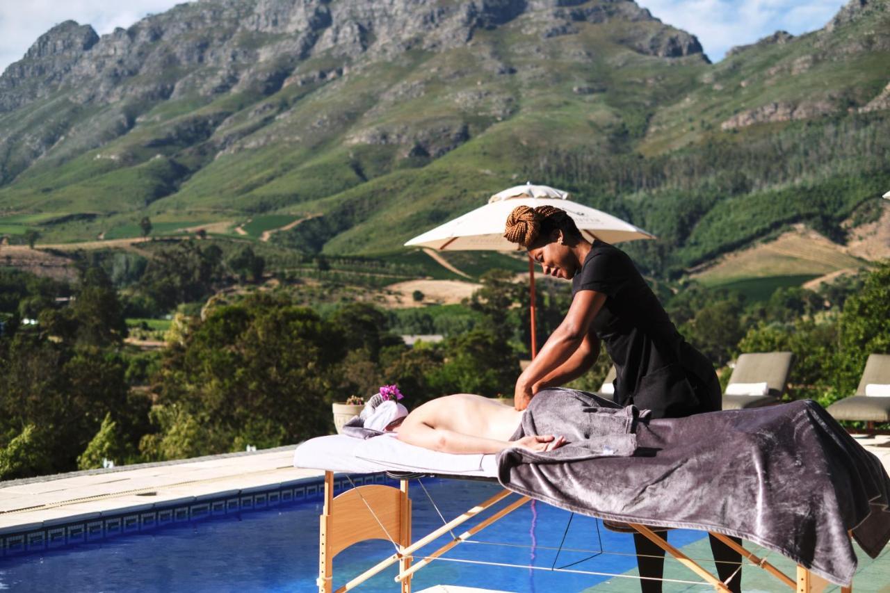 Alluvia Boutique Winery & Luxury Accommodation Stellenbosch Eksteriør bilde Massage