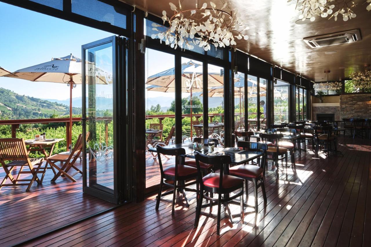 Alluvia Boutique Winery & Luxury Accommodation Stellenbosch Eksteriør bilde Restaurant