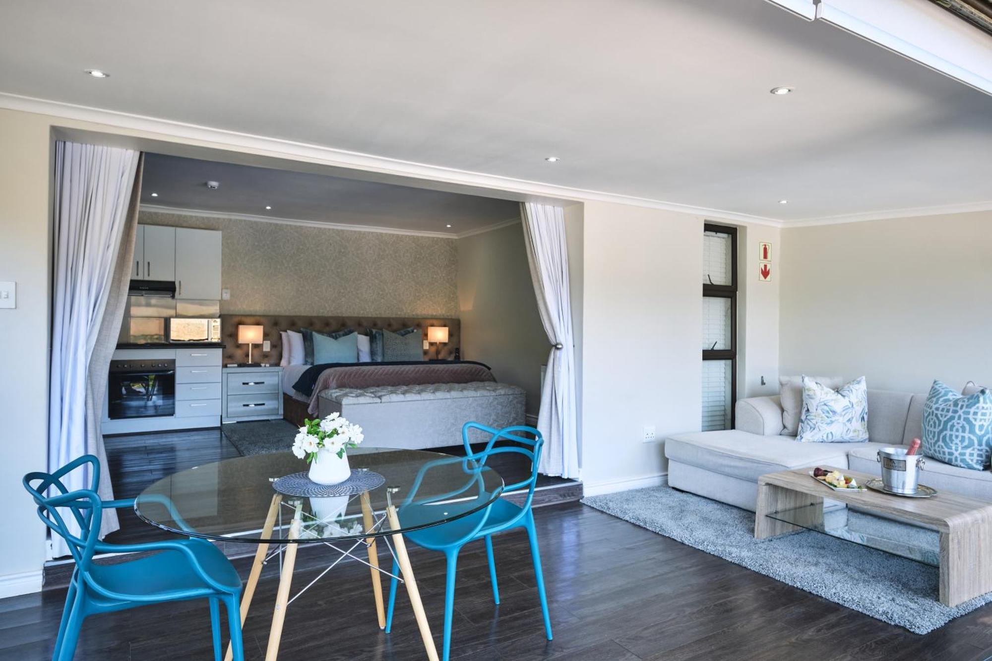 Alluvia Boutique Winery & Luxury Accommodation Stellenbosch Rom bilde A studio apartment in Cape Town, South Africa