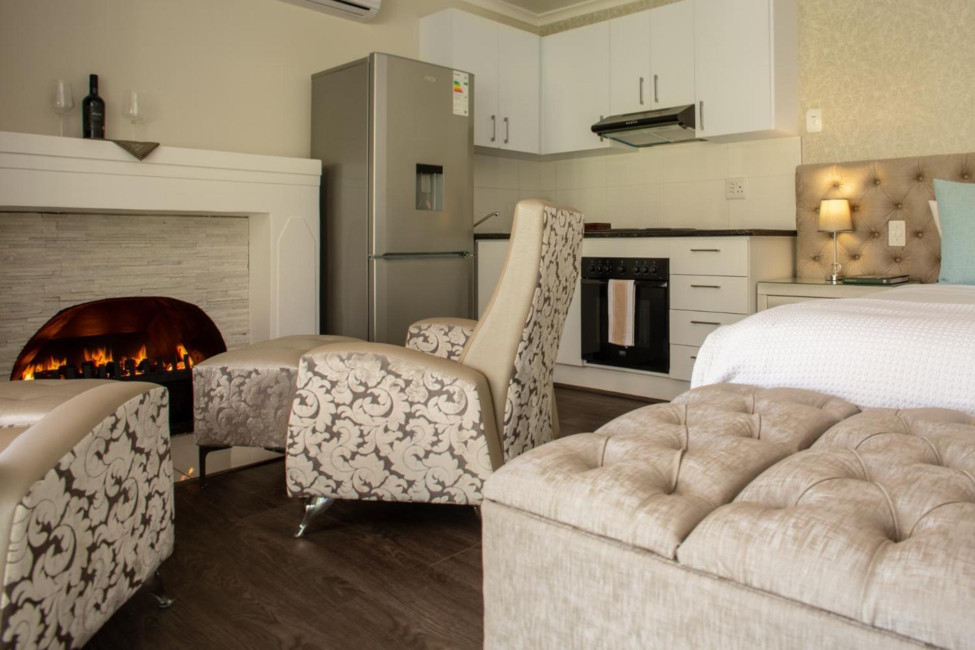 Alluvia Boutique Winery & Luxury Accommodation Stellenbosch Rom bilde A suite at the Cape Heritage